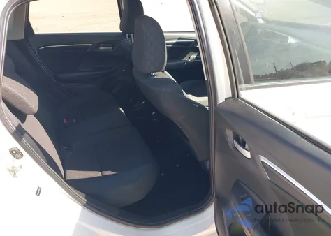 2015 Honda Fit Lx z USA, uszkodzony, nr VIN 3HGGK5H51FM757101